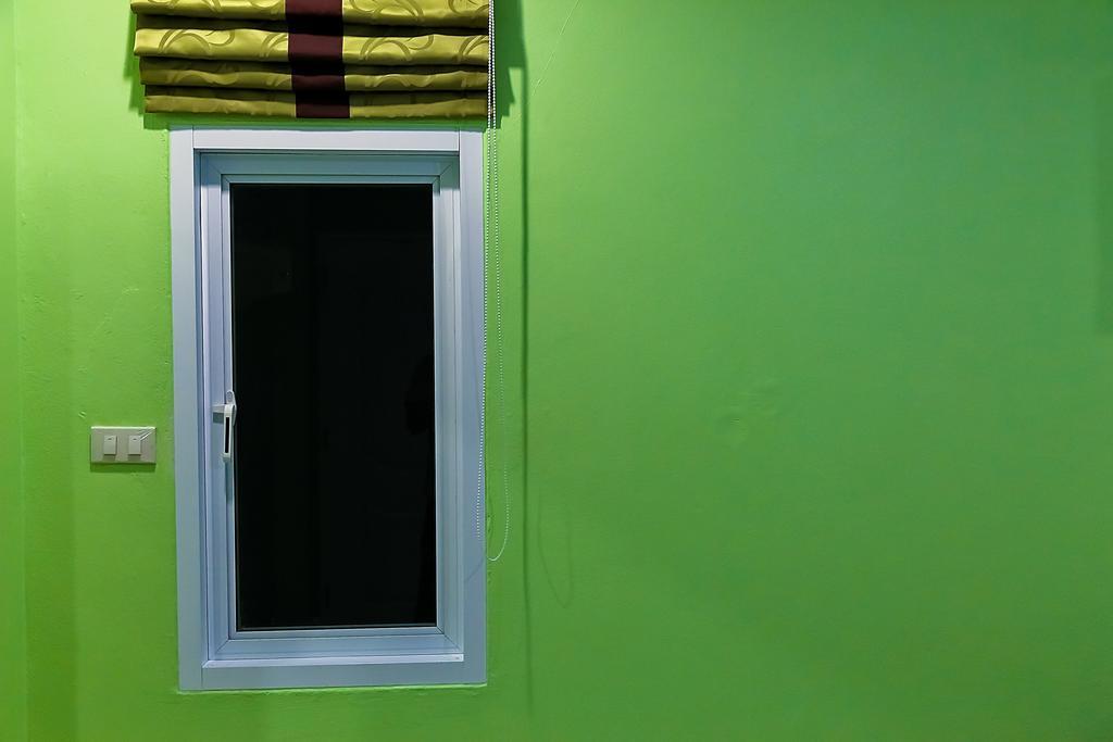 ホテル Pps ホーム スリン 部屋 写真